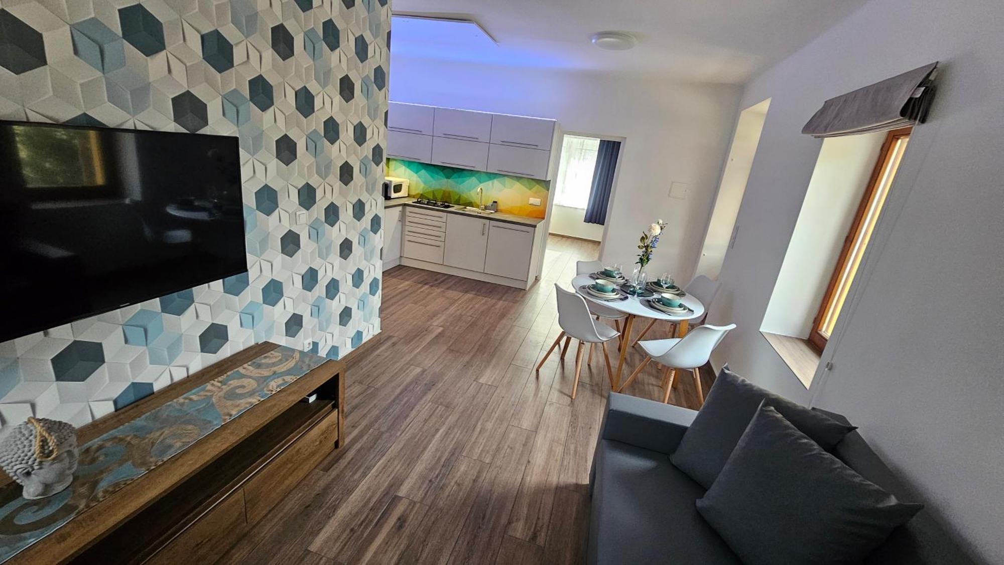 Menta Holiday Home Бадачонтомай Екстериор снимка