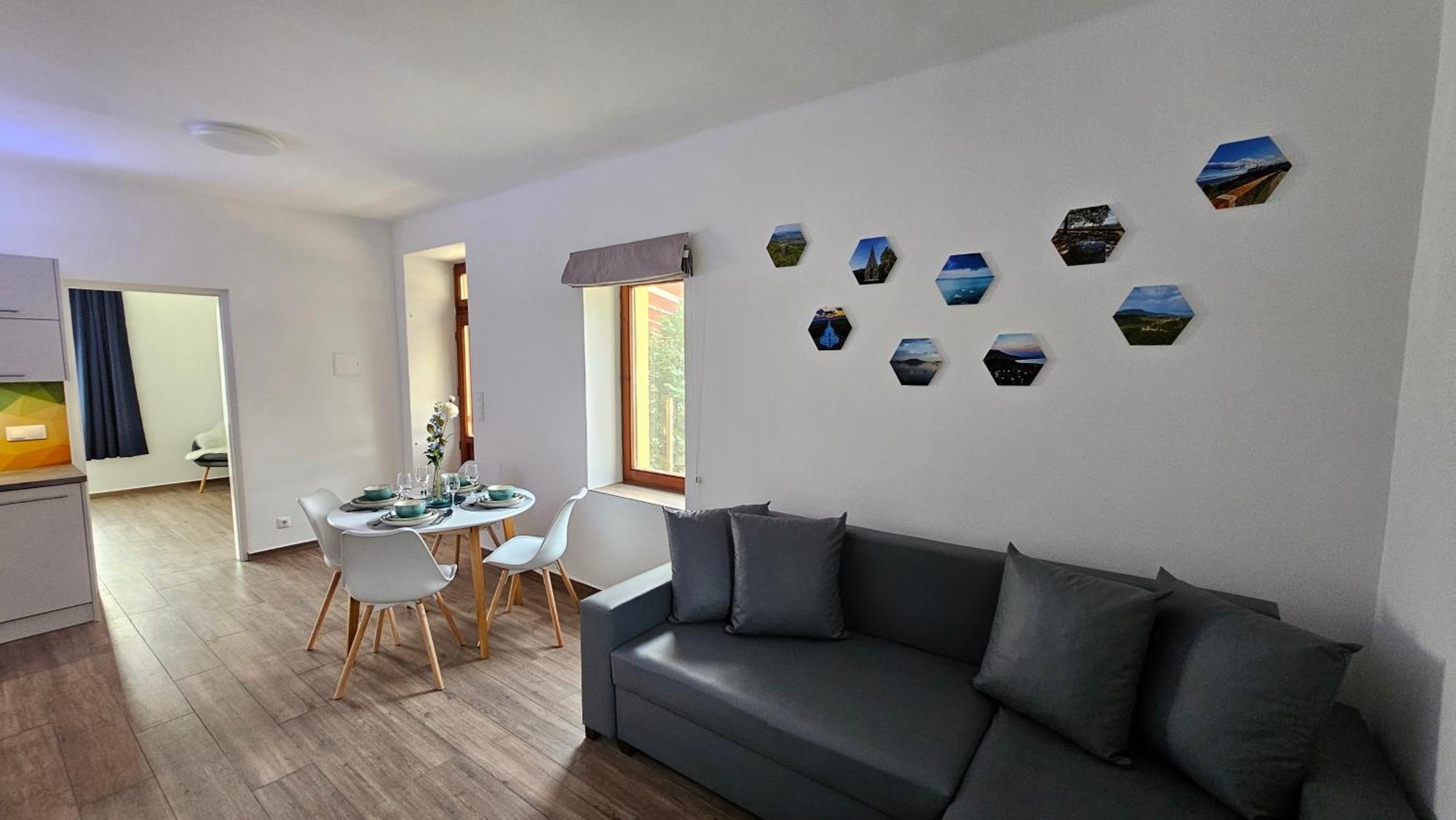Menta Holiday Home Бадачонтомай Екстериор снимка